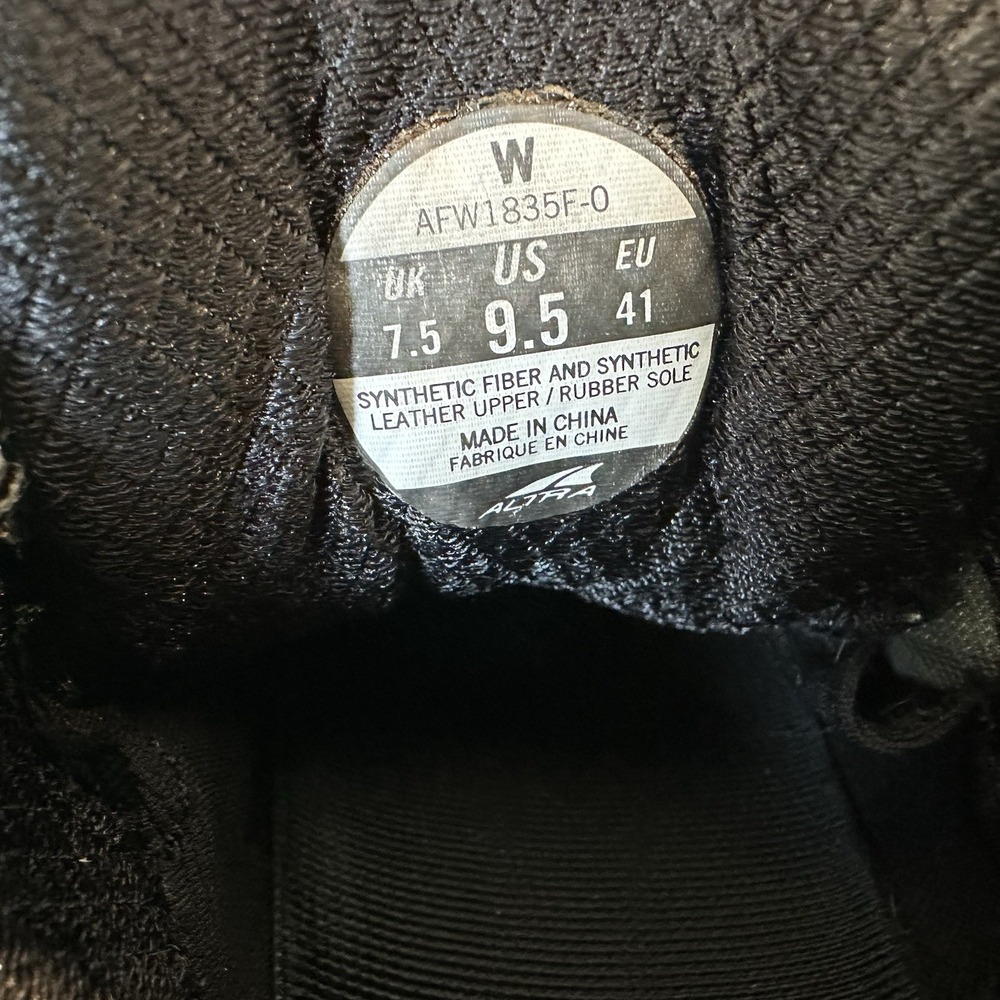 Women's Size 9.5 Altra Intuition 4.5 Sneakers Black AFW1835F-0 Shoes‎ Zero Drop - Picture 9 of 9
